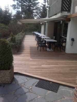 Terrasse en frêne VACWOOD D - Ecolwood
